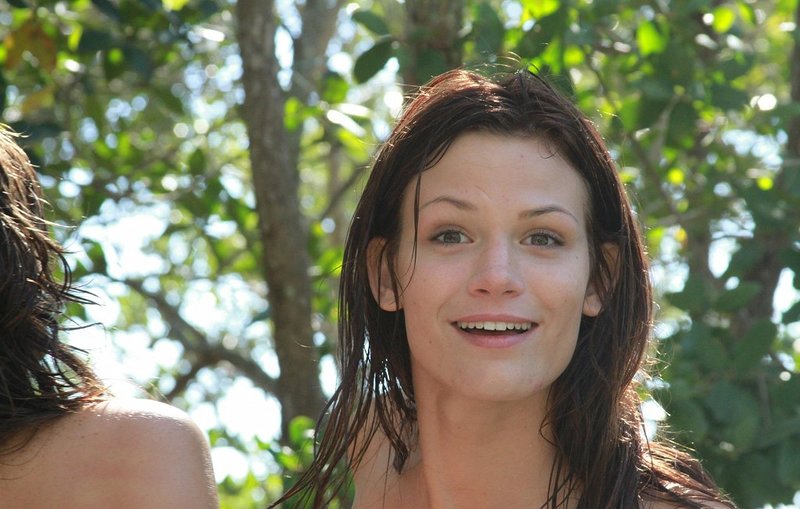 Юлиана, 36